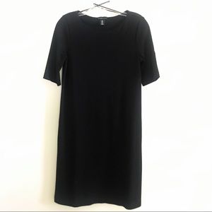 Adrienne Vittadini Classic Black Dress